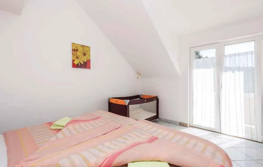 Apartment In Superska Draga - Insel Rab 42281 Supetarska Draga