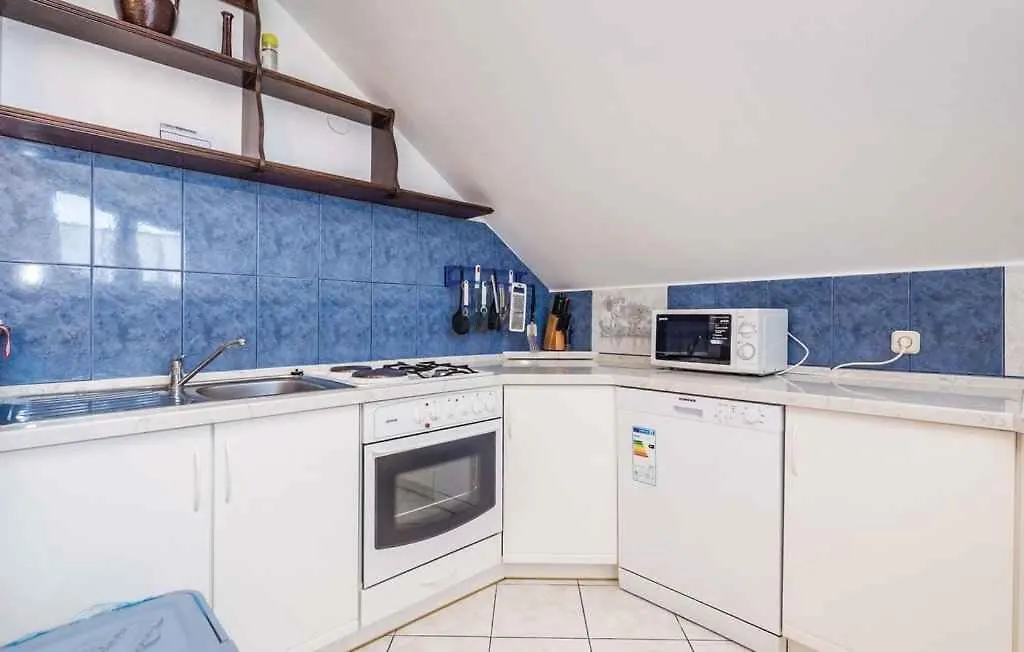 Apartment In Superska Draga - Insel Rab 42281 Supetarska Draga